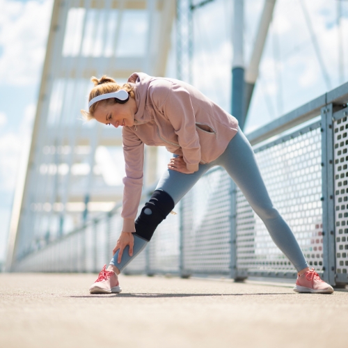 braces-and-compression-stockings-Retrieve-Physiotherapy-Mississauga-ON